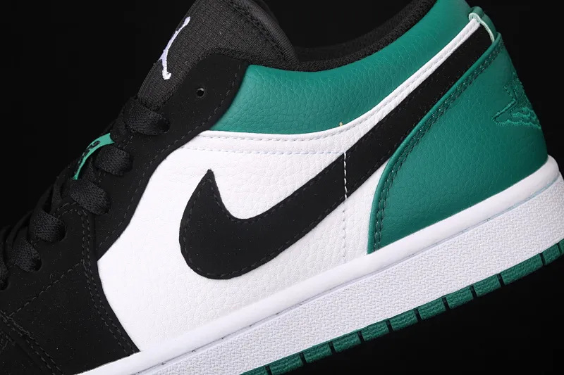 All Categories Air Jordan Jordan Series Basketball Shoes Air Jordan 1 Low New Version Air Jordan 1 Low AJ1 Joe 1 Low Top Leather Black Green Toe 553558-113